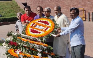 মুক্তিযোদ্ধা দিবসে ওয়ার্কার্স পার্টির শ্রদ্ধা নিবেদন
