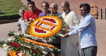 মুক্তিযোদ্ধা দিবসে ওয়ার্কার্স পার্টির শ্রদ্ধা নিবেদন